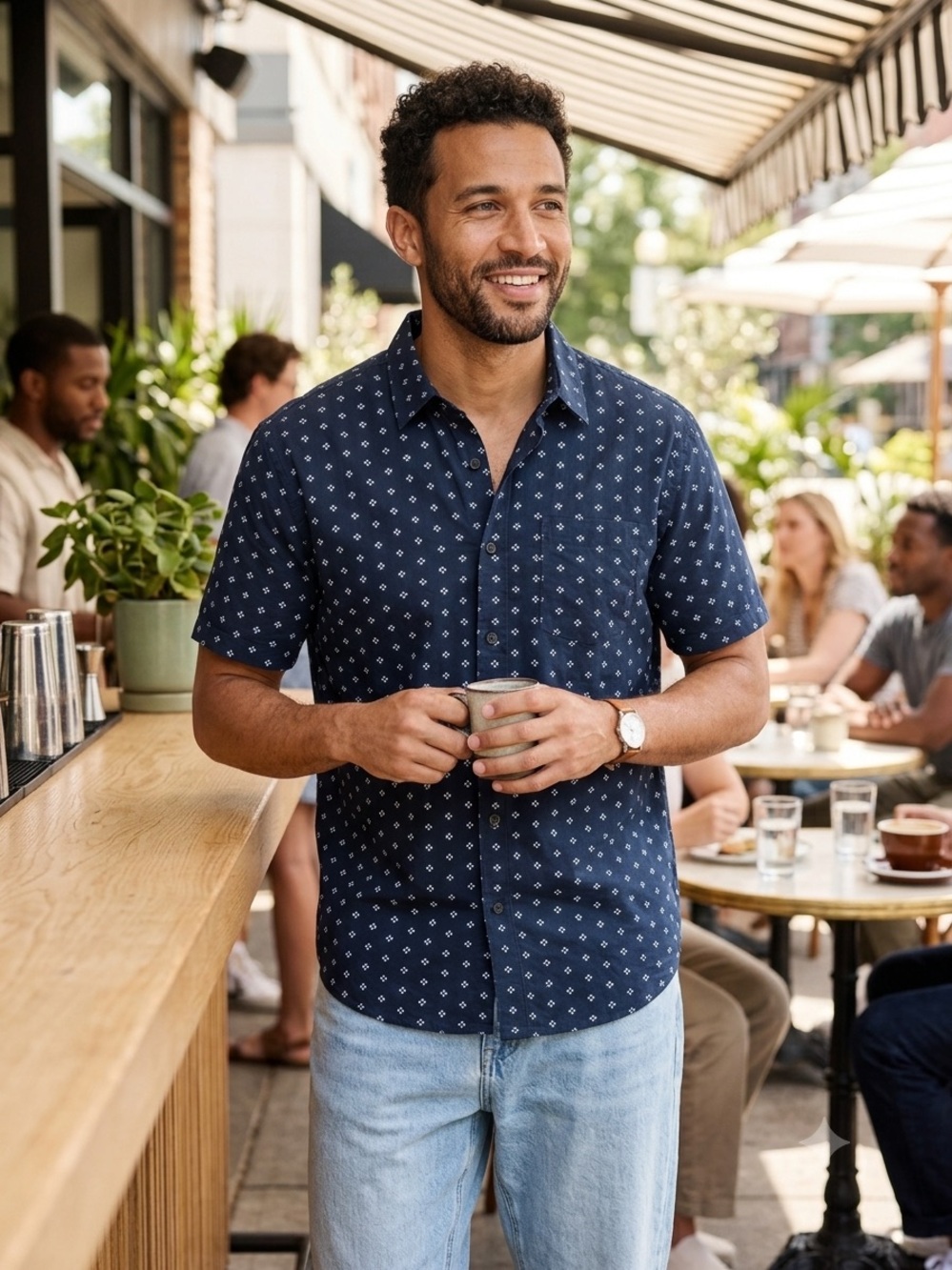 Eddie Bauer Navy Short-Sleeve Patterned Button-Down Shirt
